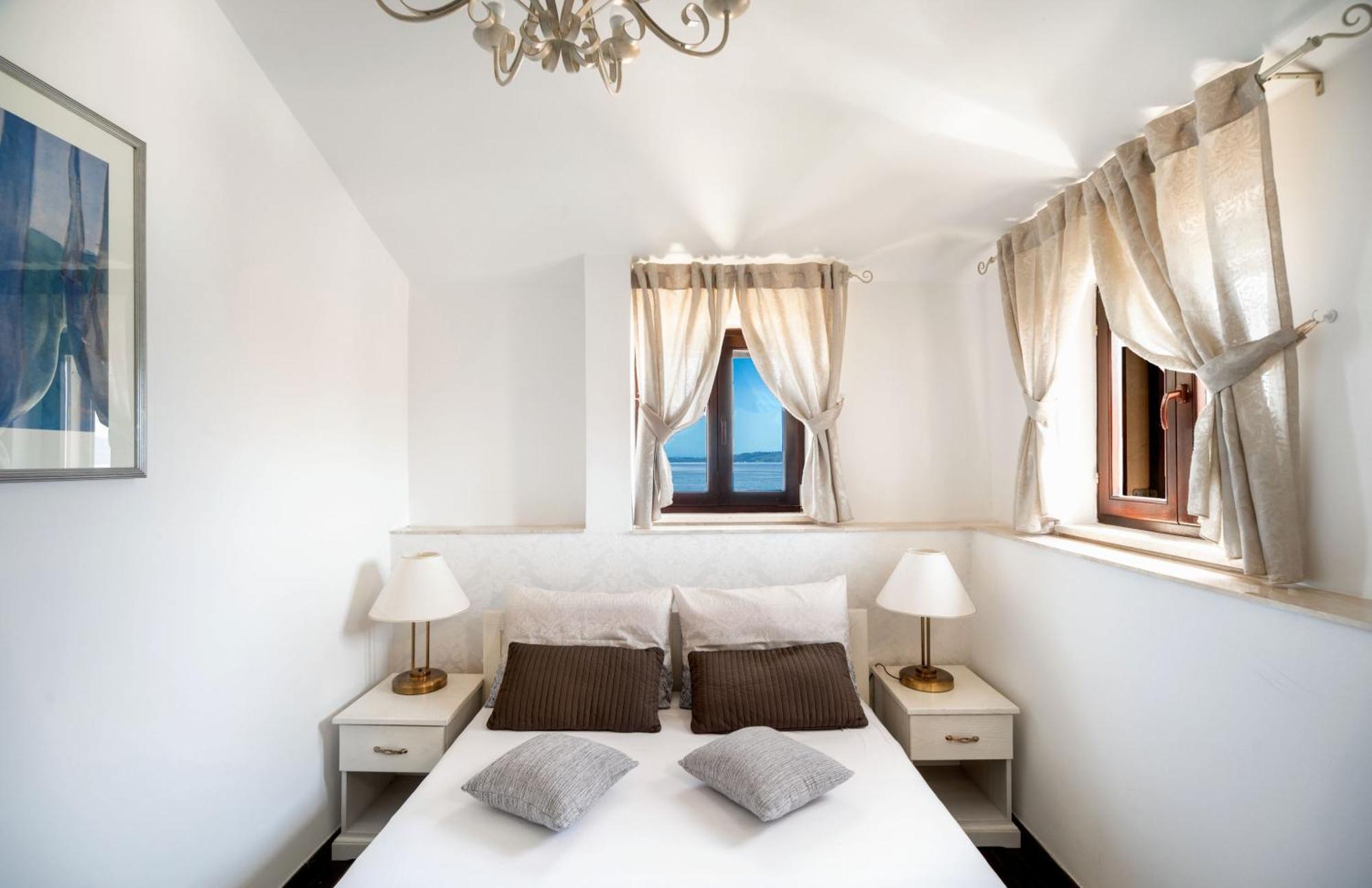 Luxury Apartments Perko Kaštela Zimmer foto